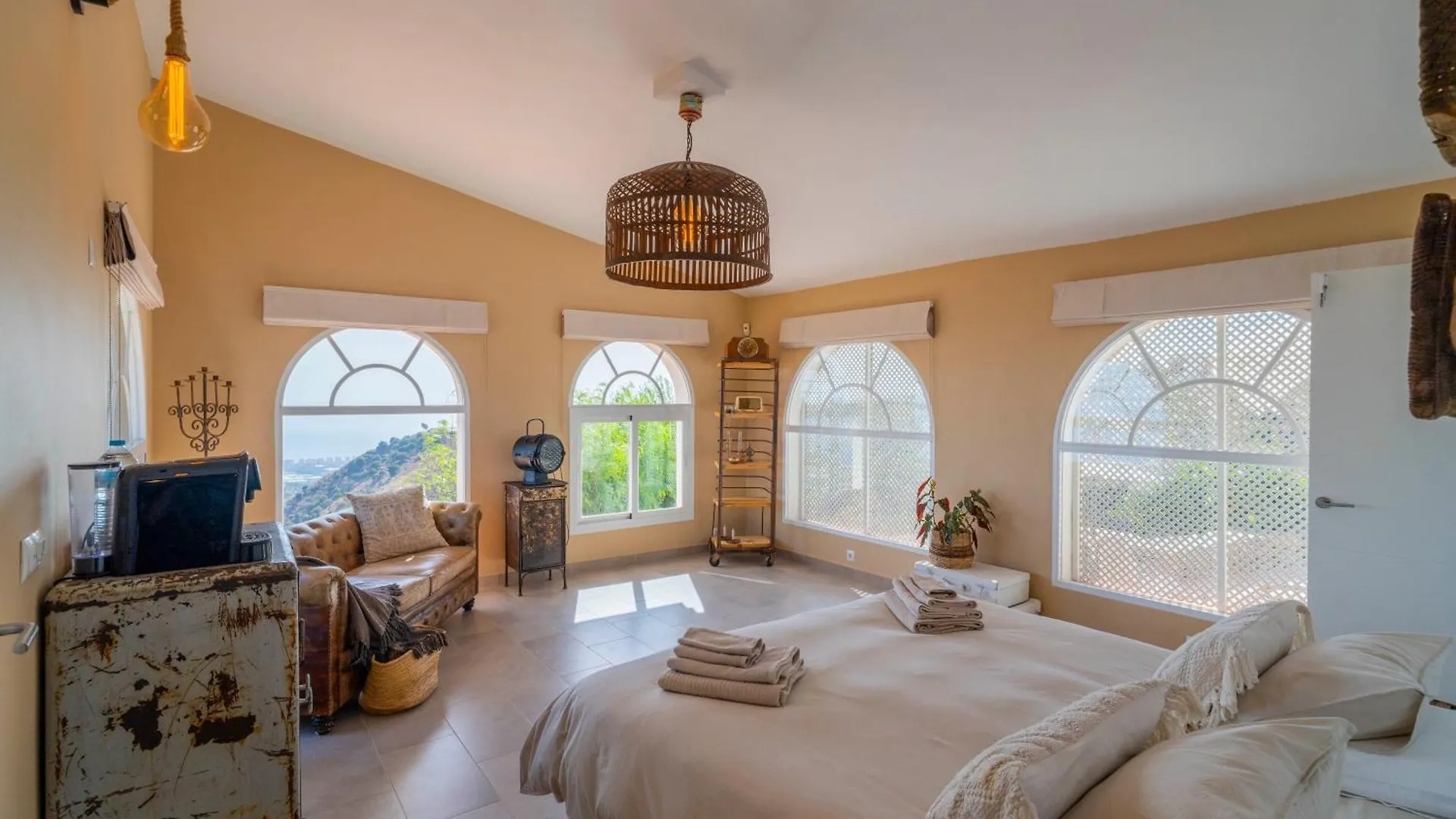 Casa Siempre Bed and Breakfast Sayalonga