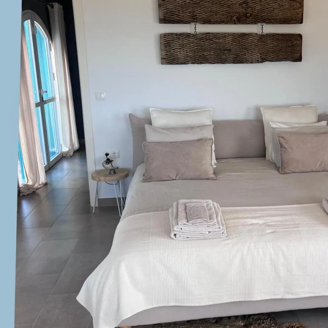Casa Siempre Bed and Breakfast Sayalonga